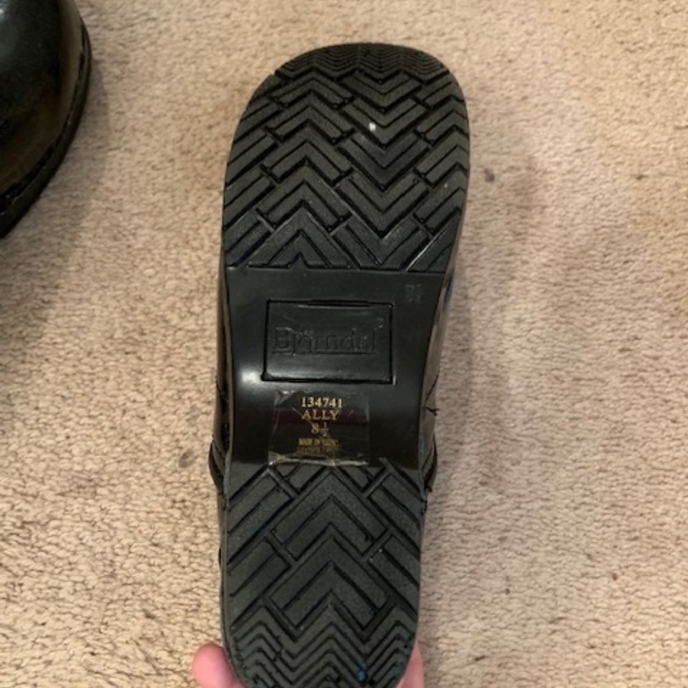 Black Clogs - Picture 5 of 5